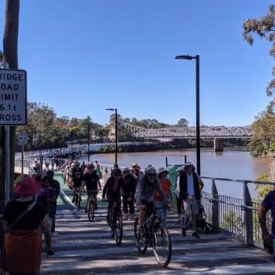 Indoorooilly Walkway Brisbane 1